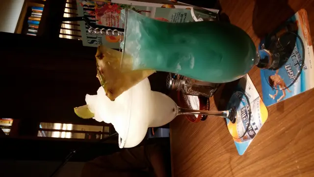cocktails @ happy hour