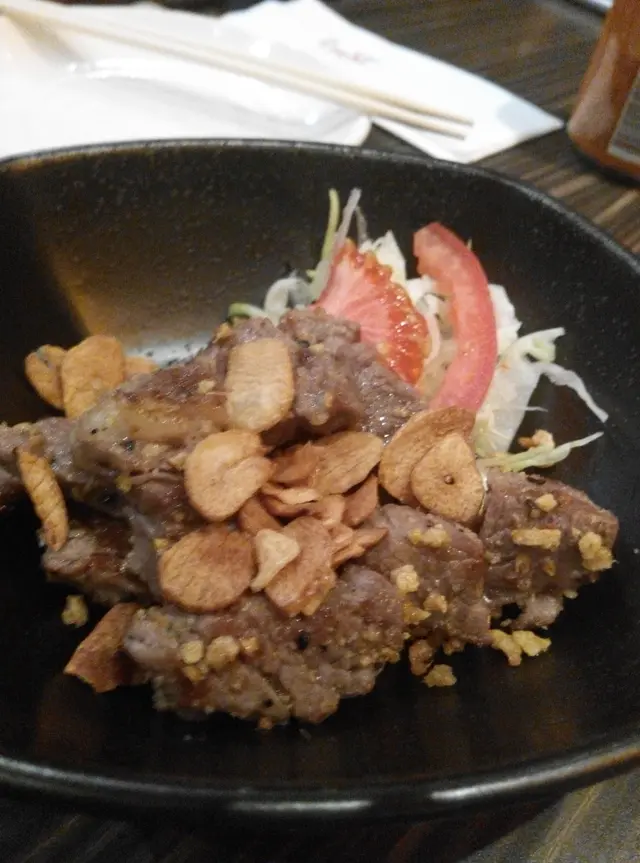 蒜香牛柳粒