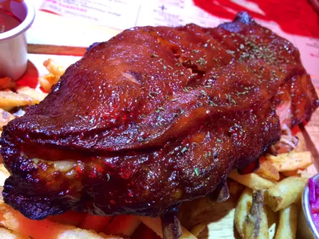 煙燻燒烤豬仔排骨 ($148)