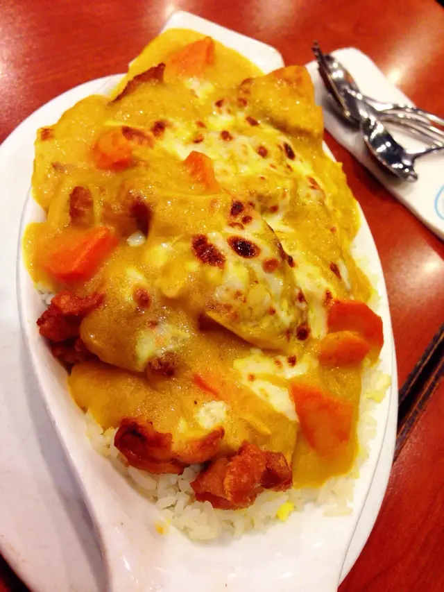 無味又無雞扒的葡汁雞扒焗飯