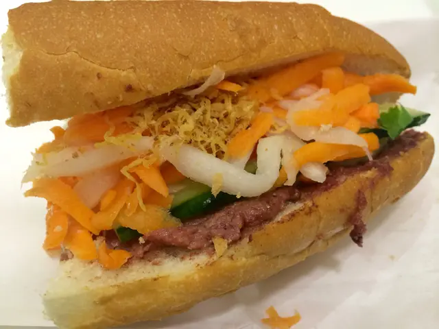 馬丁王正宗越式法包 （$19/細）