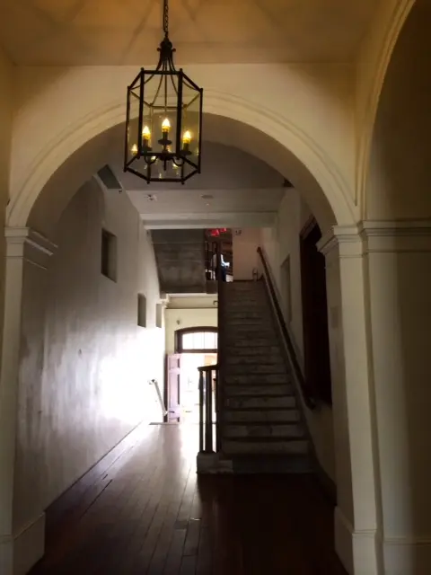 前水警總部主樓長廊