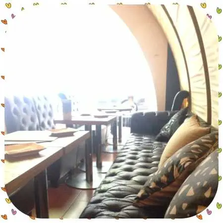 很舒適的SOFA