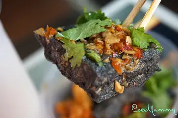 黑色臭豆腐