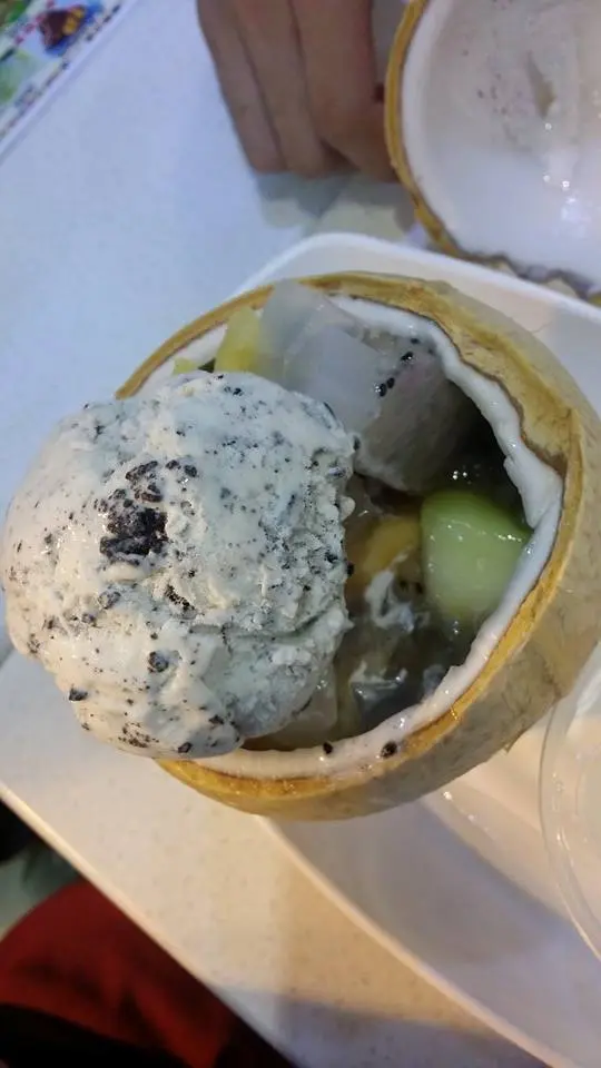 椰皇，椰皇水，西米，鮮雜果，雪糕