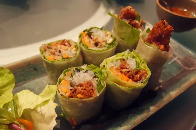 另加一條 +HK$60+10%