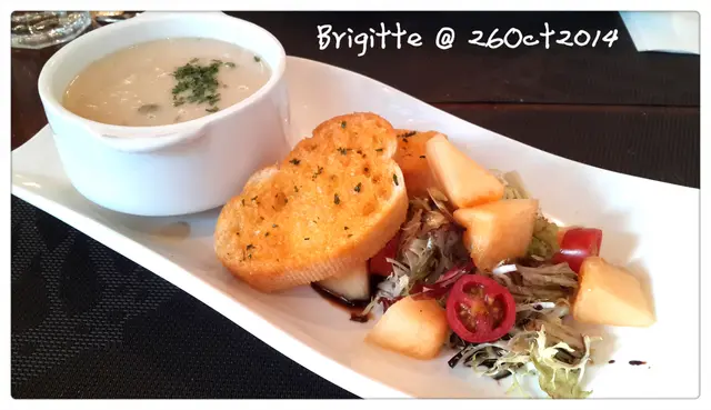 Cream Chowder Soup & Salad