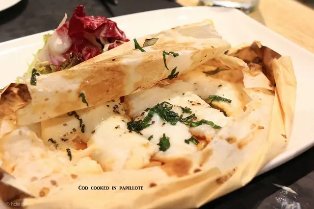 Cod cooked in papillote