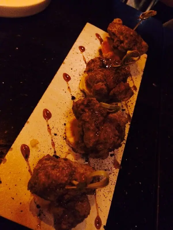 窩夫鹽酥雞 Chicken and waffles