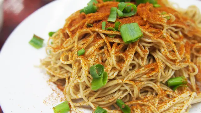 蝦籽撈麵