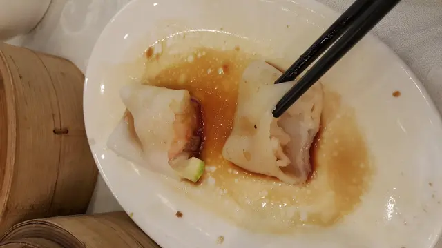 層皮幾寸厚的腸粉