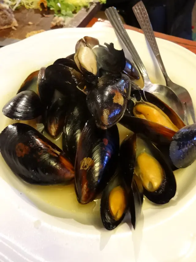 以白酒煮青口,更可帶出其鮮味!