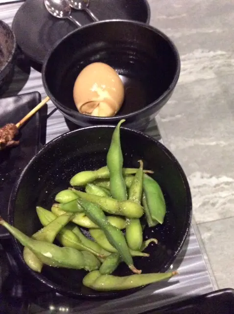 溏心蛋,同枝豆