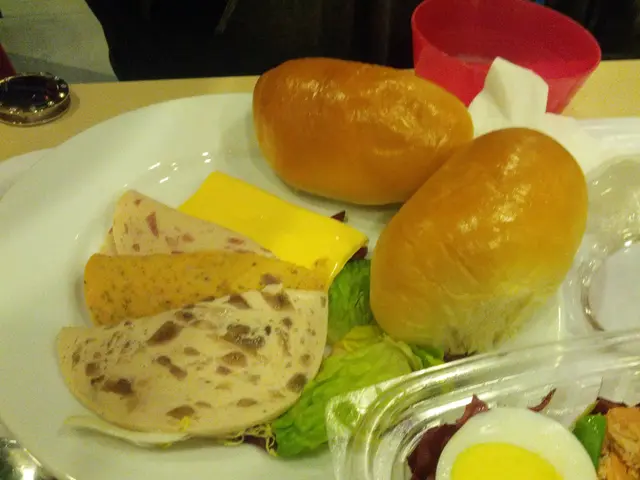 雜火腿和芝士、餐包