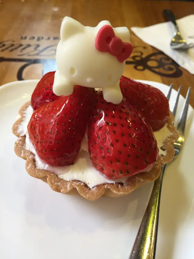 strawberry tart