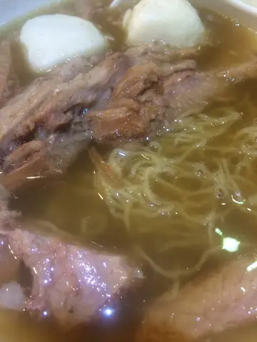 牛腩魚蛋麵走蔥