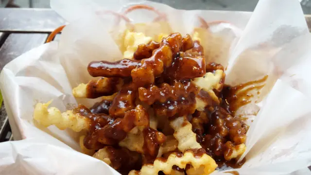 黑椒汁芝士薯條