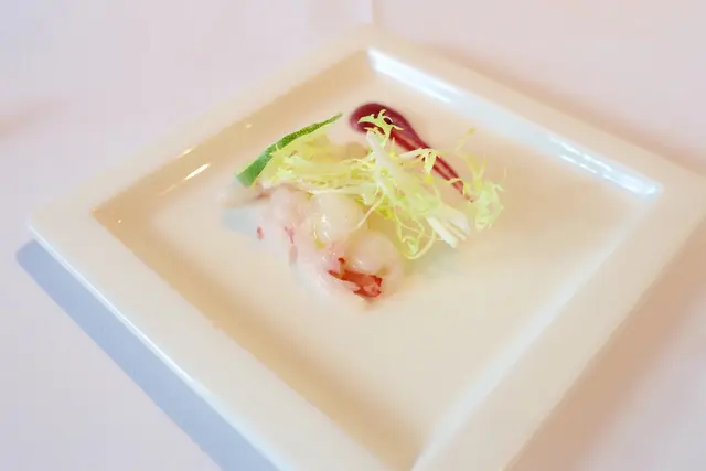 蝦生薄片伴檸檬特純橄欖油