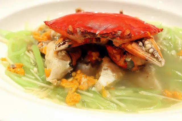 砂鍋膏蟹煮雙筍