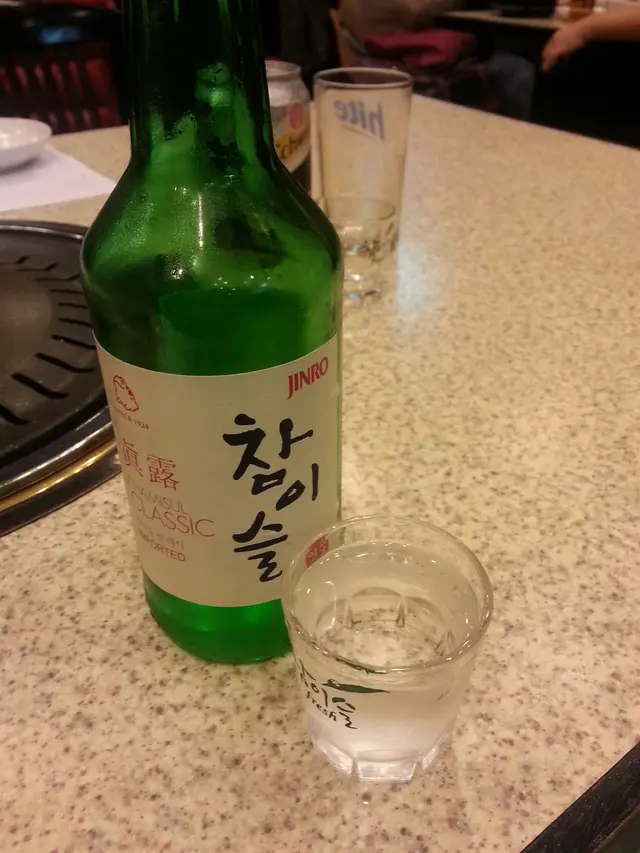 在餐廳飲當日就是貴很多...