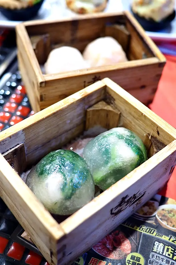 碧綠菠菜海鮮餃