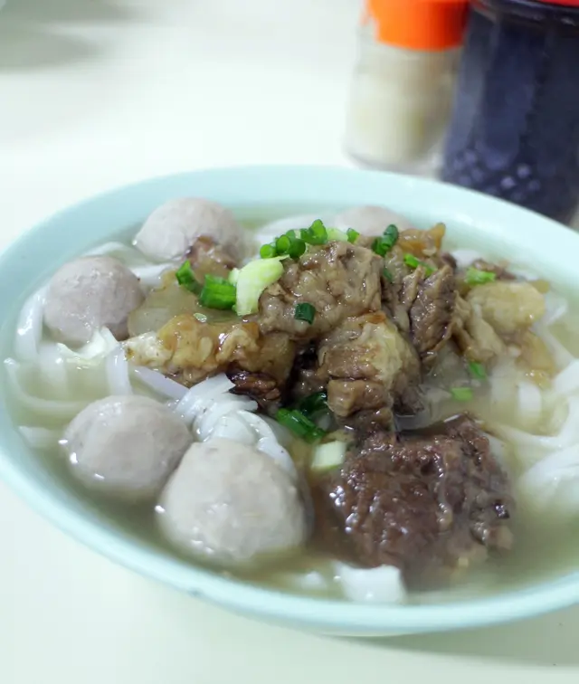 爽口牛丸拼原汁牛腩河