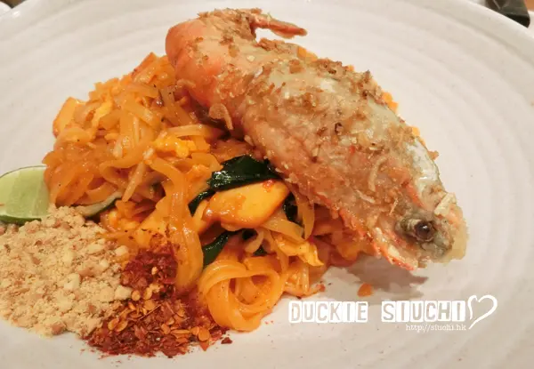 大頭蝦酸籽醬炒金邊粉