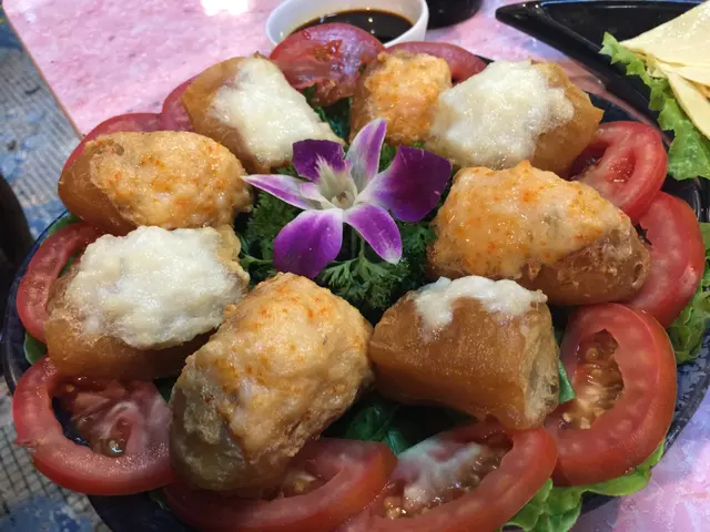 蝦膠&墨魚膠釀油炸鬼