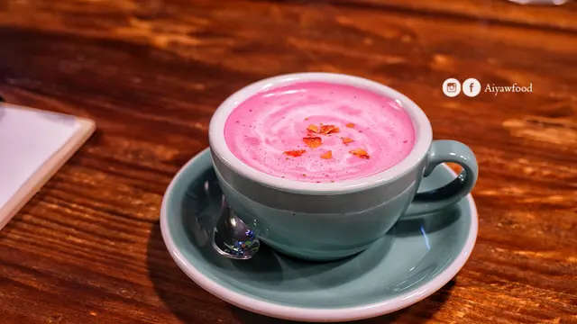 Beetroot latte