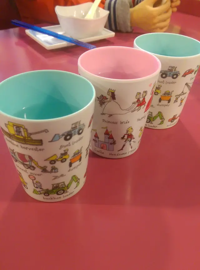 店員都好有禮貌，還會不時添加熱水！