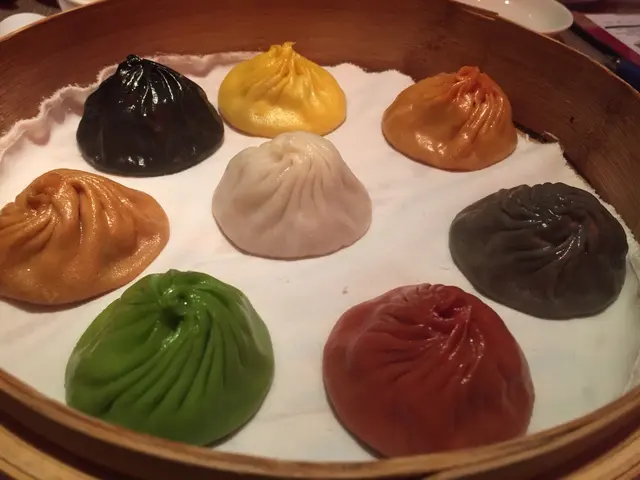 是日重點推介: 原味!! 食到最後反而簡單原味最合心意..其次係蟹粉..芝士味有新鮮感..鵝肝味就算了吧無謂浪費食材😒