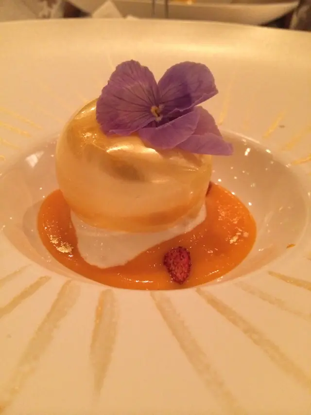 "tates dessert cart"