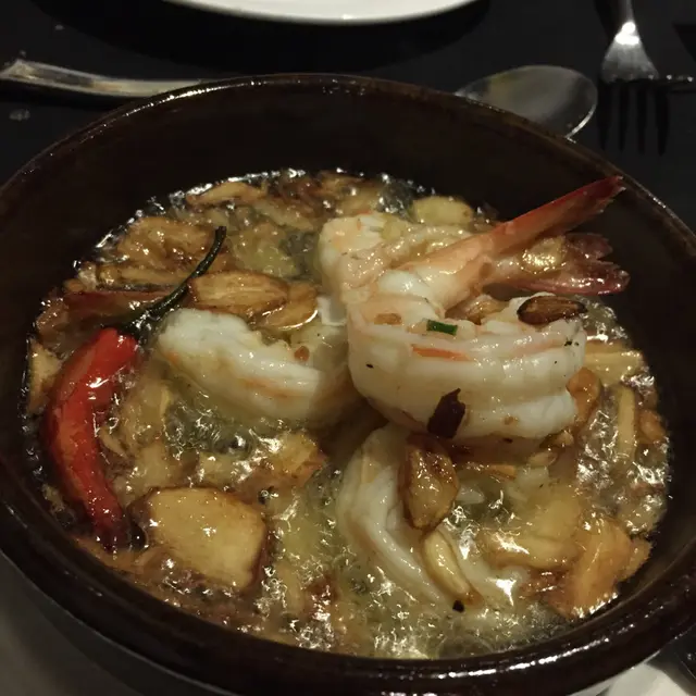 olive oil炸蝦, 很新鮮, 但我自己在家都識炸!!