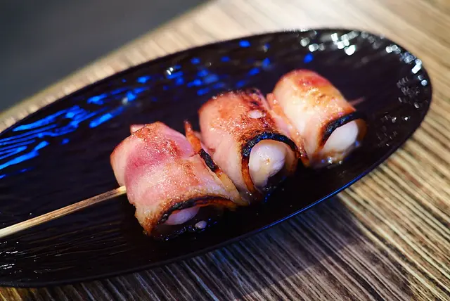 来到深宵食串烧