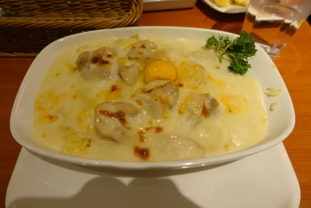 窩蛋芝士焗雞皇飯