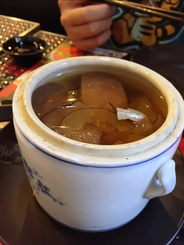 是日燉湯—川貝雪梨燉海底椰