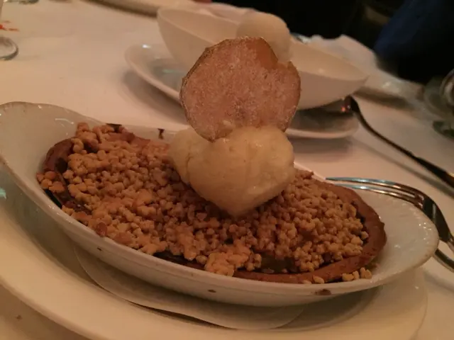Pear Crumble