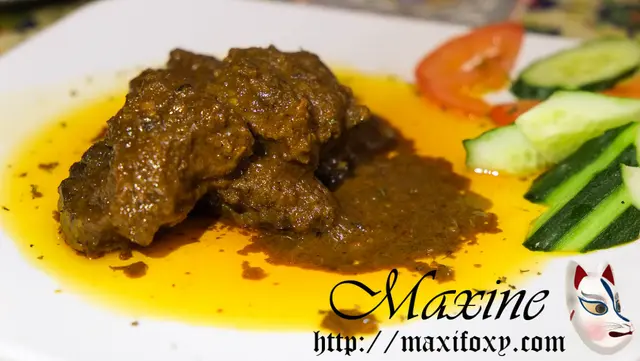 招牌巴東牛肉(Rendang Daging Sapi)