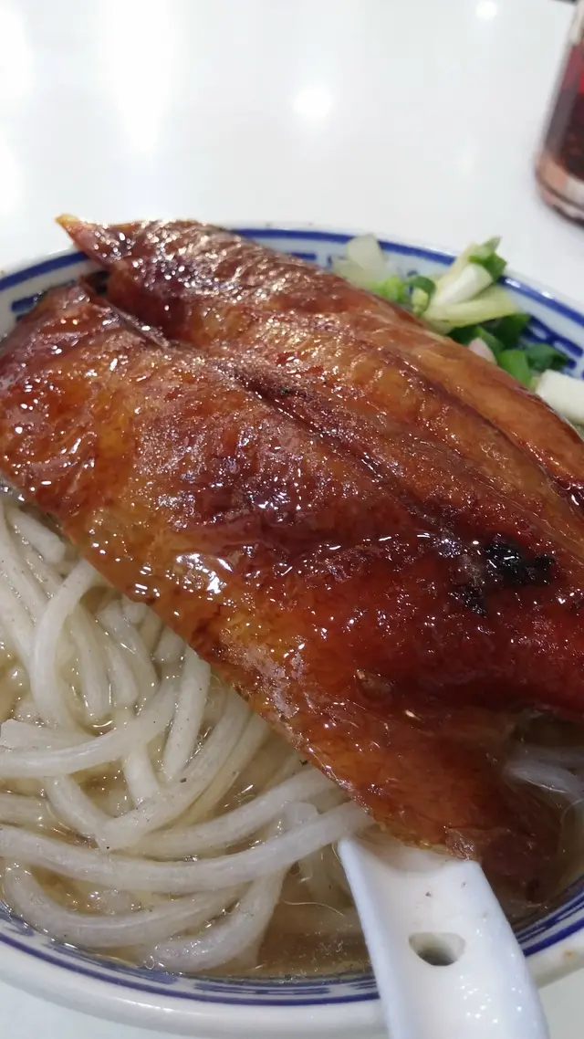 肉味脆感那些不太清楚,但她吃後就只有說到鵝油非常豐富