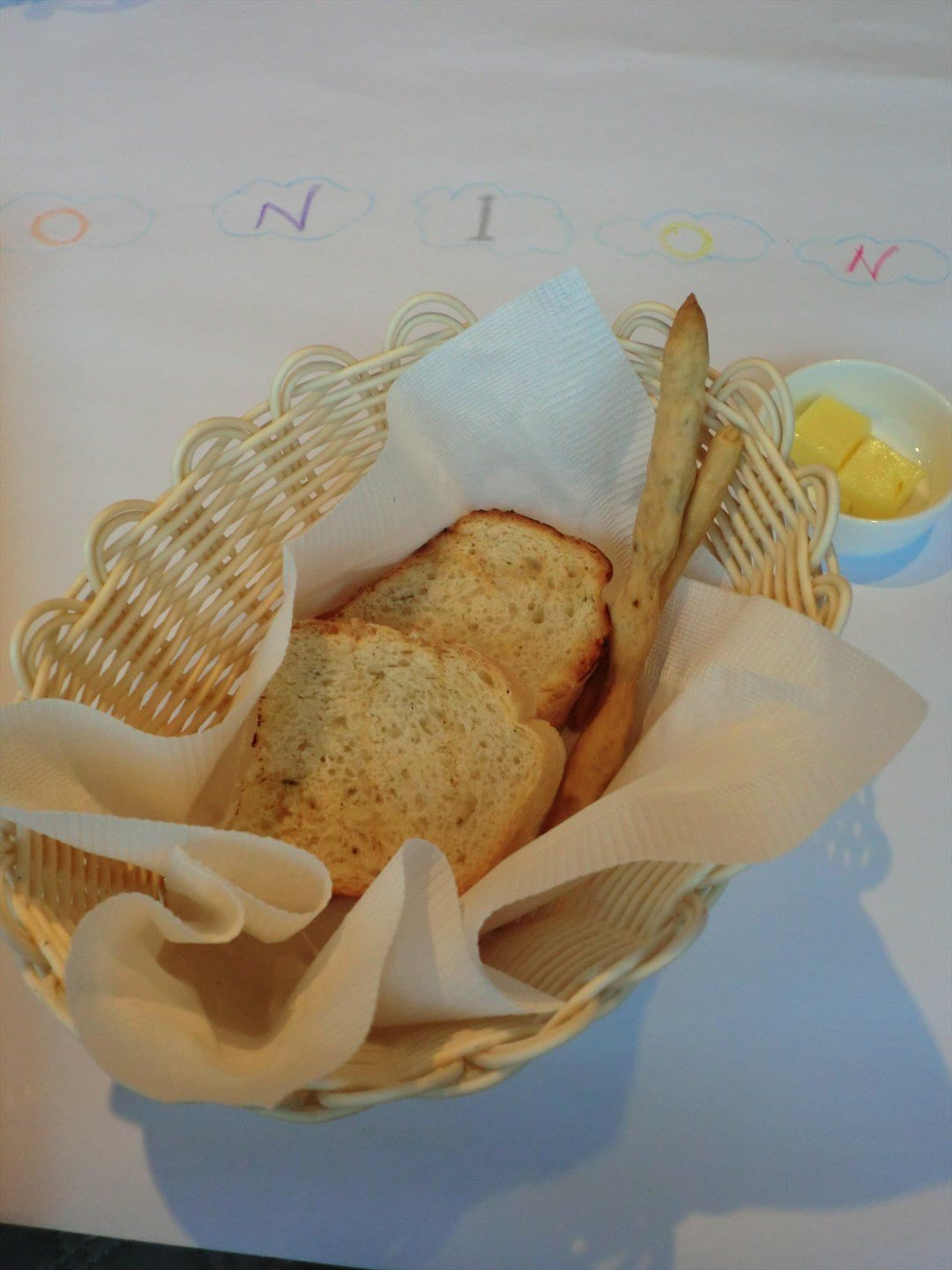 面包篮口布简单折法图片