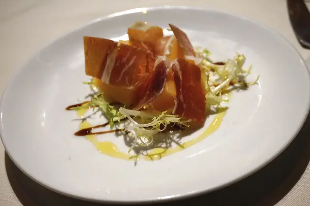 18個月黑毛豬風乾火腿伴哈蜜瓜