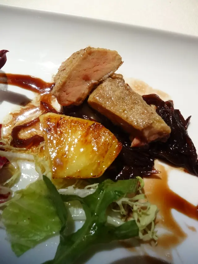 鵝肝外層甘香,內裡軟滑豐腴,入口即溶的口感!