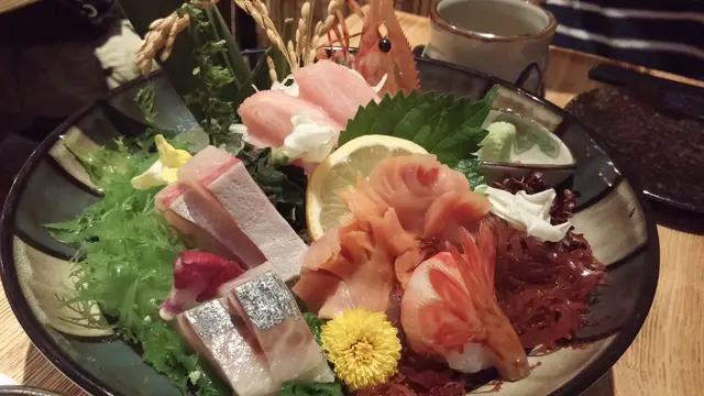 平政,油甘,赤貝,牡丹蝦,大拖羅