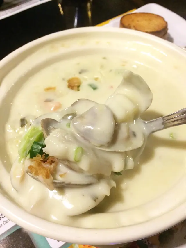 海鮮配料超多～