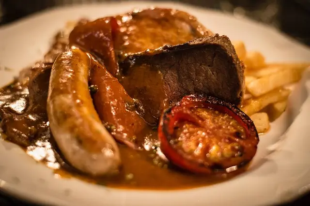 雜扒的牛扒,居然係燒牛肉..正