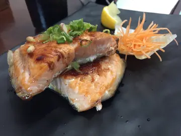 GRILLED 三文