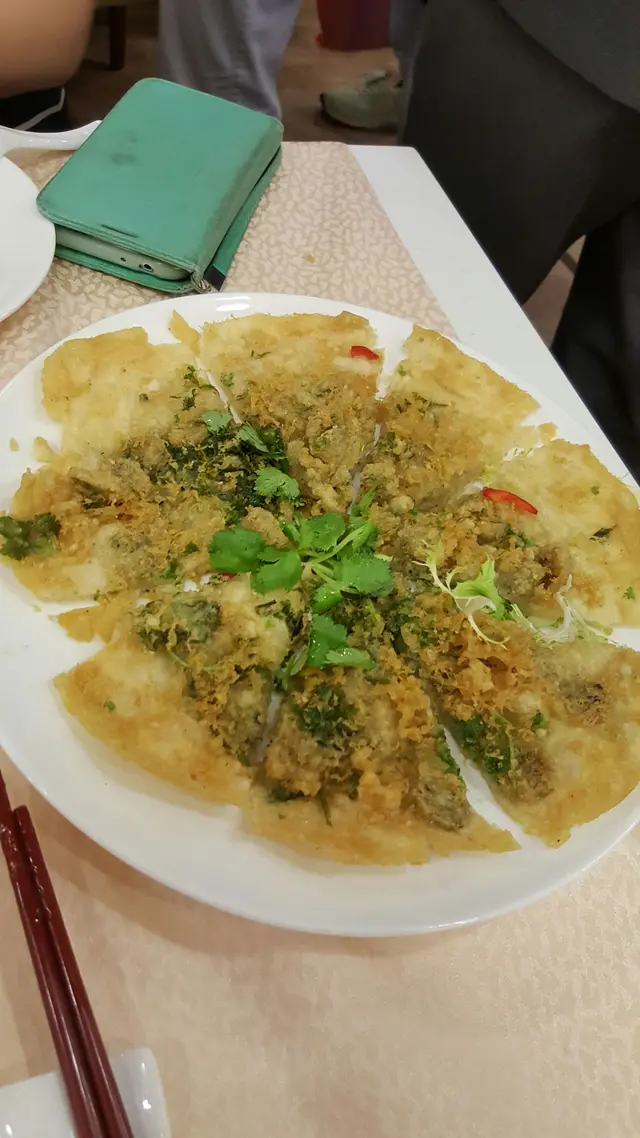 堅似蠔餅，但係口感似台式！