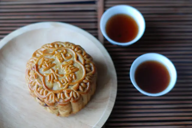 泡一壺茶, 又是時候食月餅