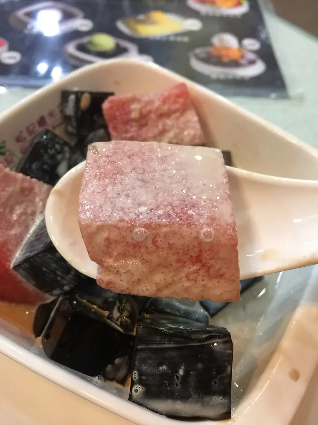 西瓜粒略厭切得有d大