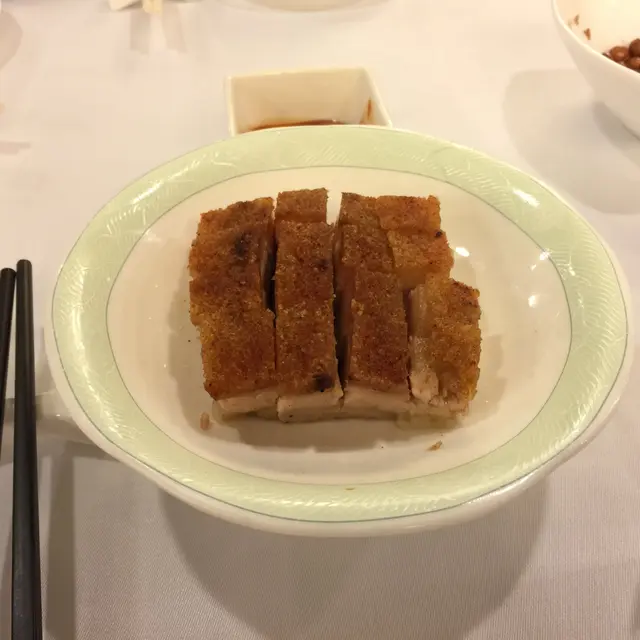 脆皮燒腩仔